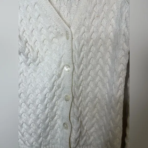 Brooks Brothers Women’s Cotton Cable Knit Cardigan in White M Preppy Equestrian