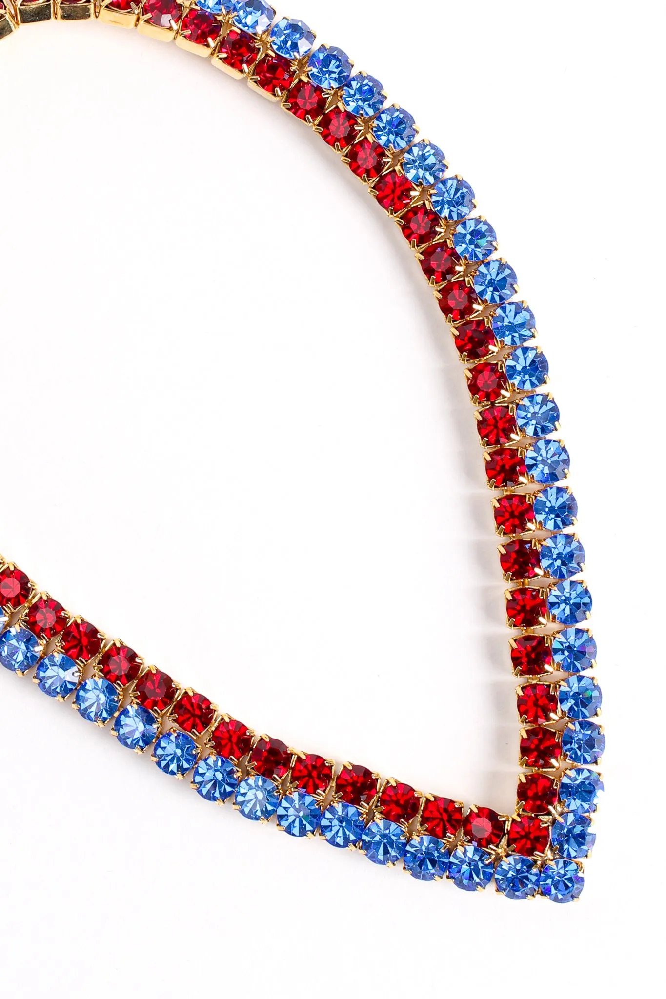 Cool Primary Crystal Pointed Collar