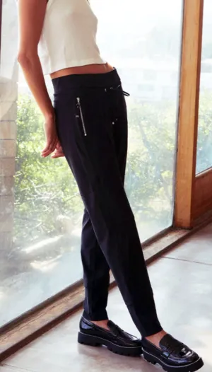Gallery Couture Travel Pant - Black