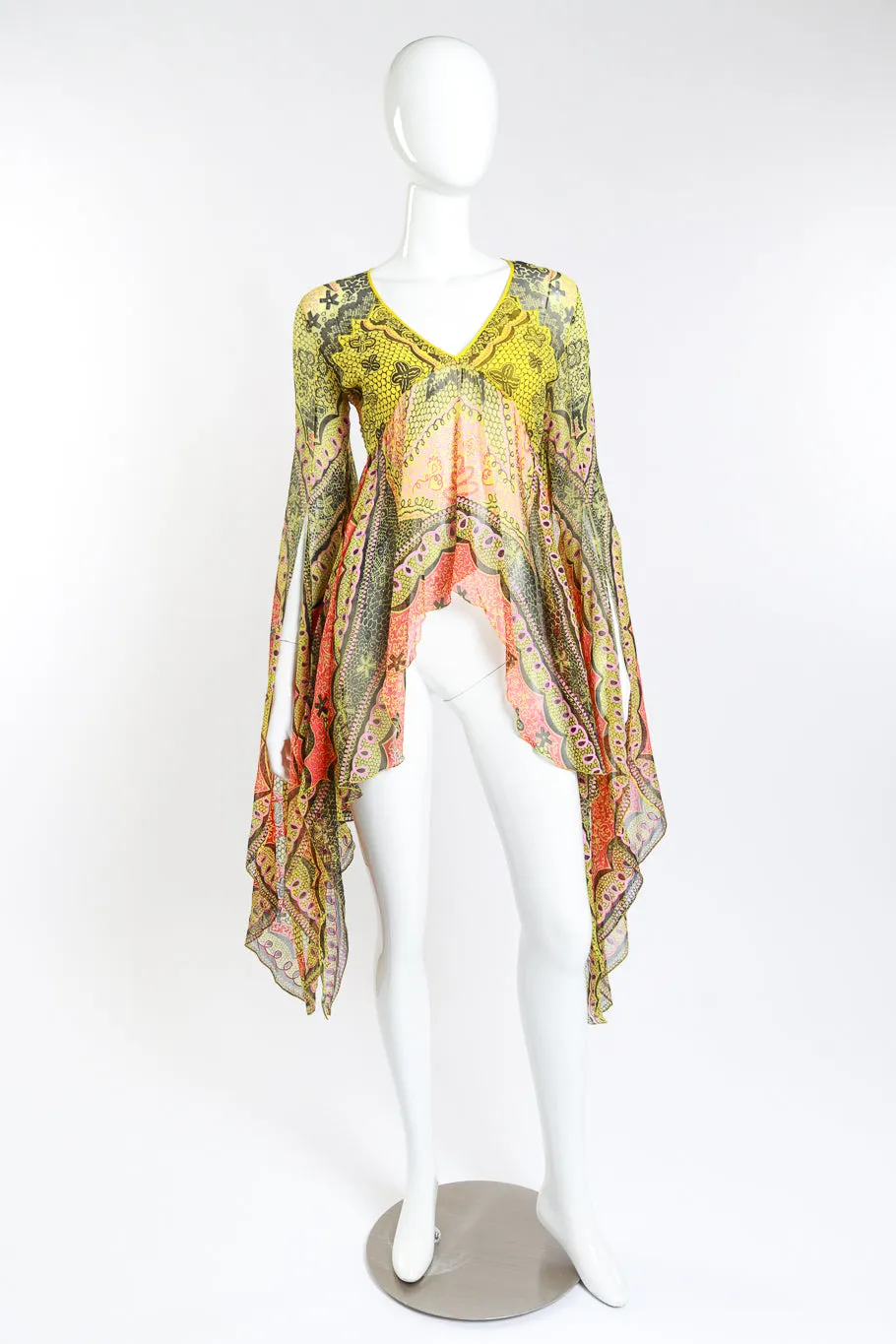 Graphic Bell Sleeve Blouse