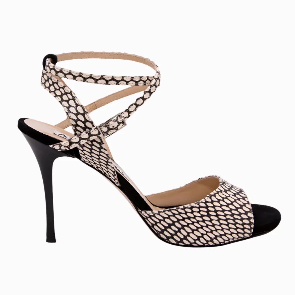 Maia / White & Black Cobra