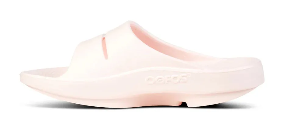 Oofos Ooahh Recovery Sandale, unisex, blush