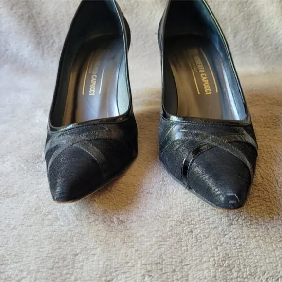 𝅺Roberto Capucci black heels size 7.5