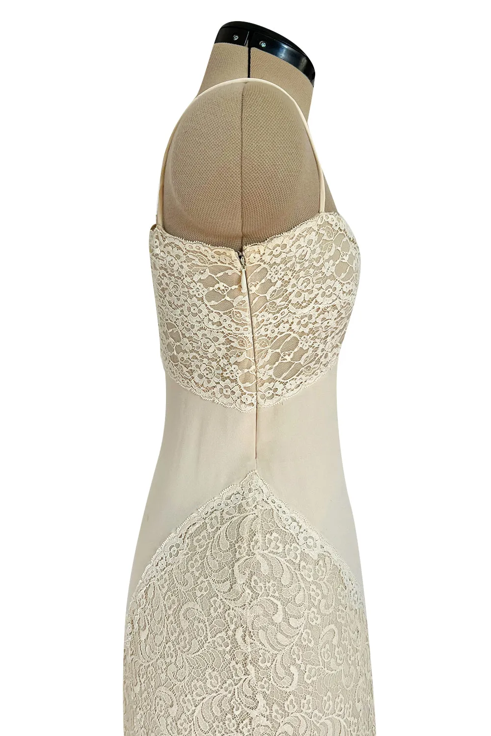 Romantic 2007 Valentino Ivory Silk Chiffon & Lace One Shoulder Bias Cut Dress