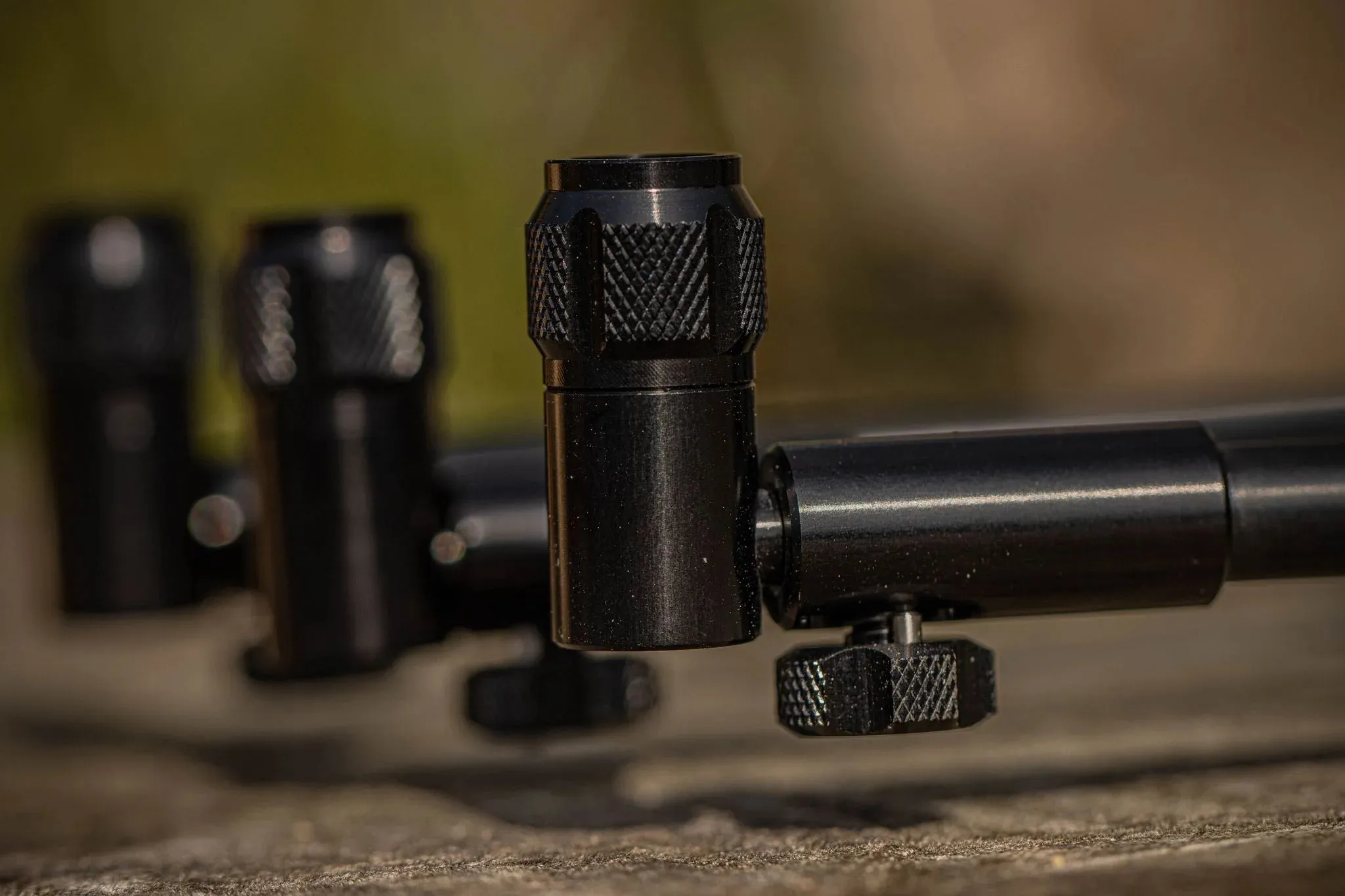 SOLAR Black-Lite Pro-Loc Adjustable Buzzer Bar (Pro-Loc Thumb Screws)