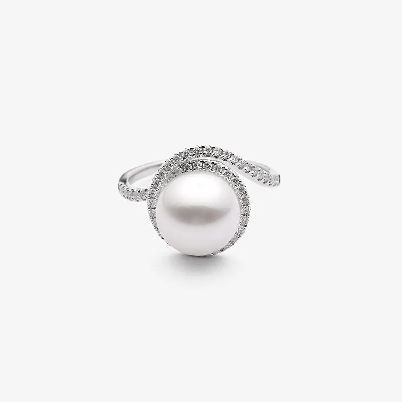 South Sea Pearl 18k Gold Diamond-Encrusted Haute Jewelry Ring