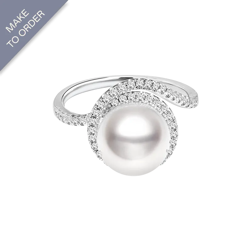 South Sea Pearl 18k Gold Diamond-Encrusted Haute Jewelry Ring