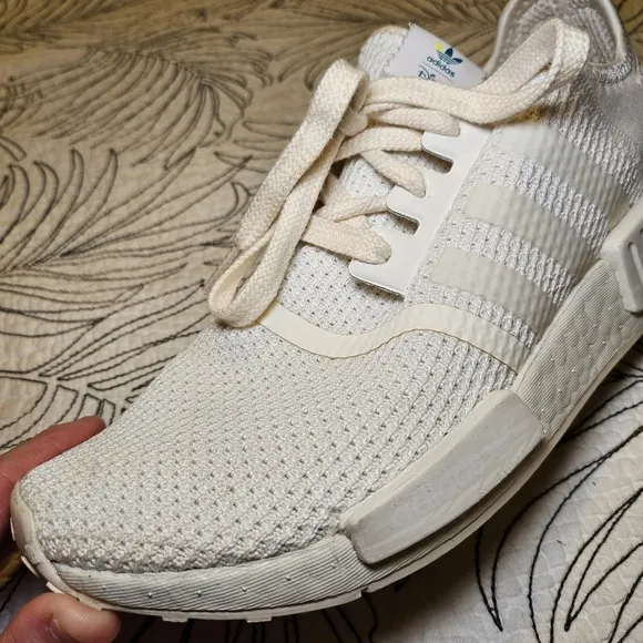 VGUC Adidas NMD R1 Disney Edition Little Mermaid Men 7/ women 9